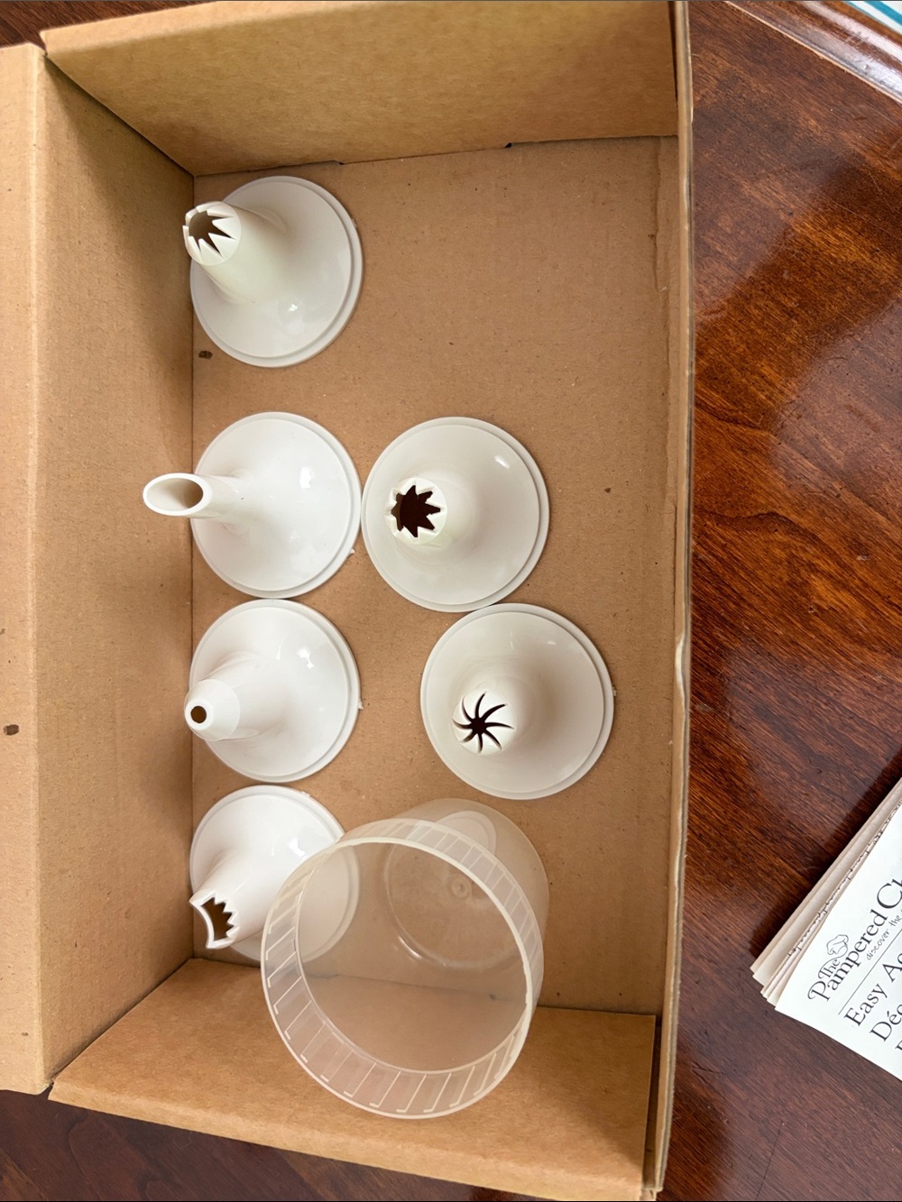 Pampered Chef Easy Accent Decorator - Picture 3 of 5